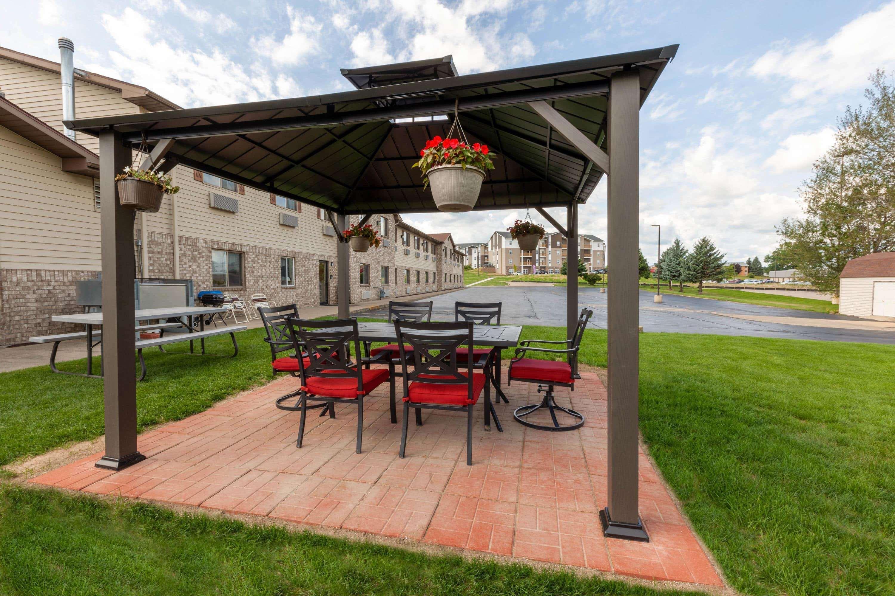 Motel Super 8 By Wyndham Big Rapids Exteriér fotografie